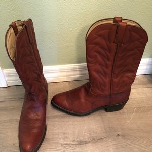 Men’s size 9-1/2 Durango boots